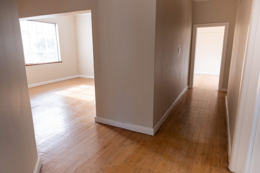 3 Bedroom Property for Sale in Green Point Western Cape